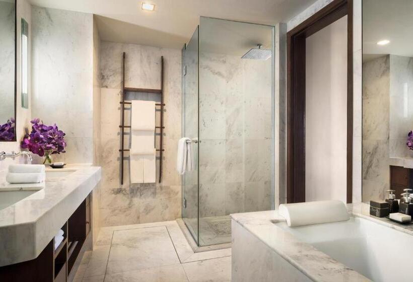 호텔 Anantara Riverside Bangkok Resort