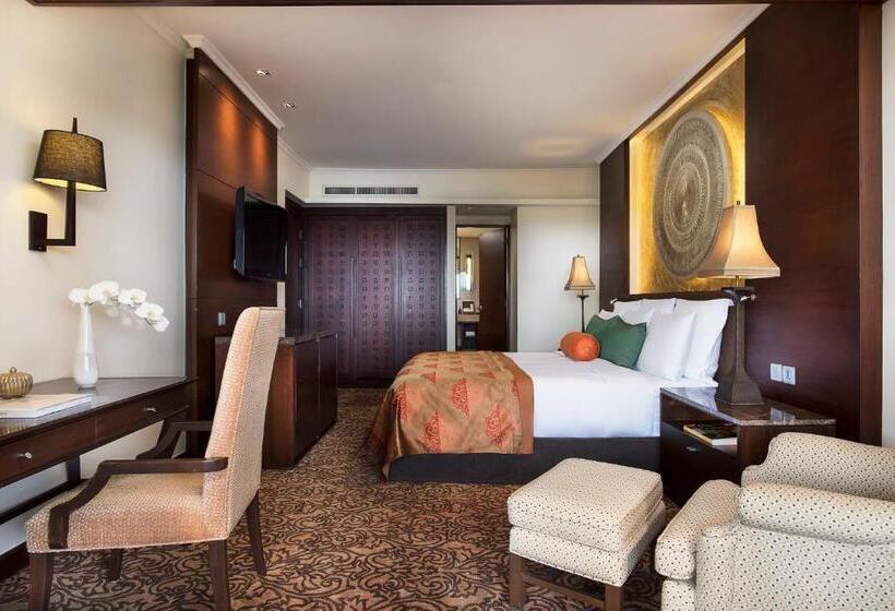 호텔 Anantara Riverside Bangkok Resort