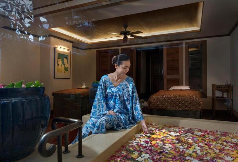 호텔 Anantara Riverside Bangkok Resort