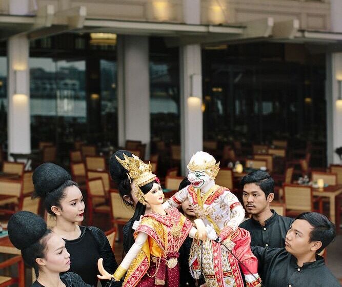 호텔 Anantara Riverside Bangkok Resort