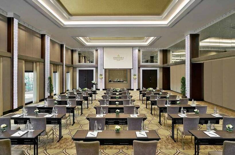 호텔 Anantara Riverside Bangkok Resort