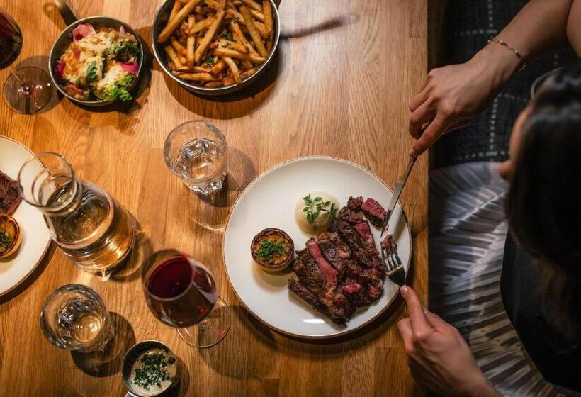 فندق Arctic City