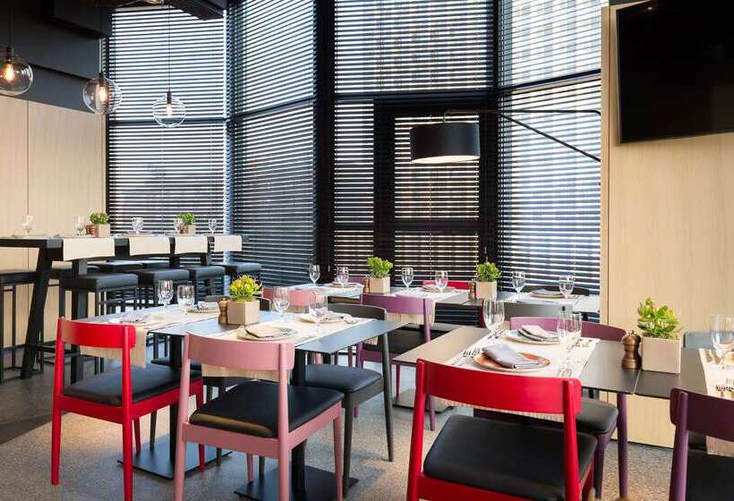 Azimut Hotel Smolenskaya Moscow