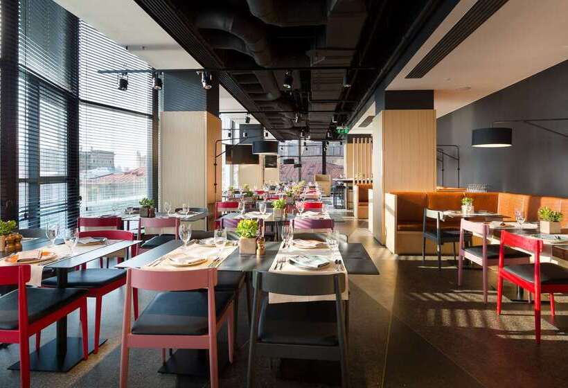 Azimut Hotel Smolenskaya Moscow