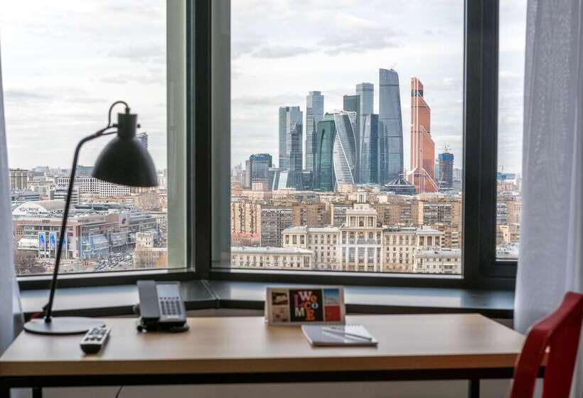 Azimut Hotel Smolenskaya Moscow