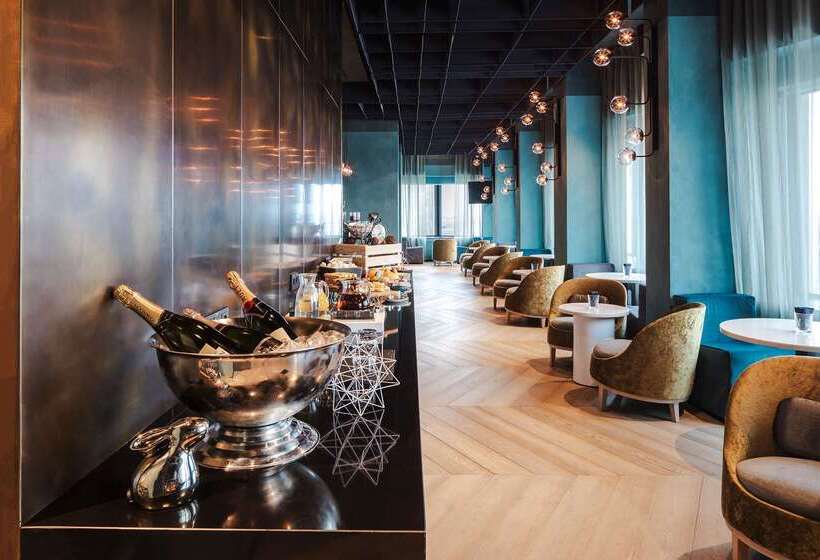 Azimut Hotel Smolenskaya Moscow