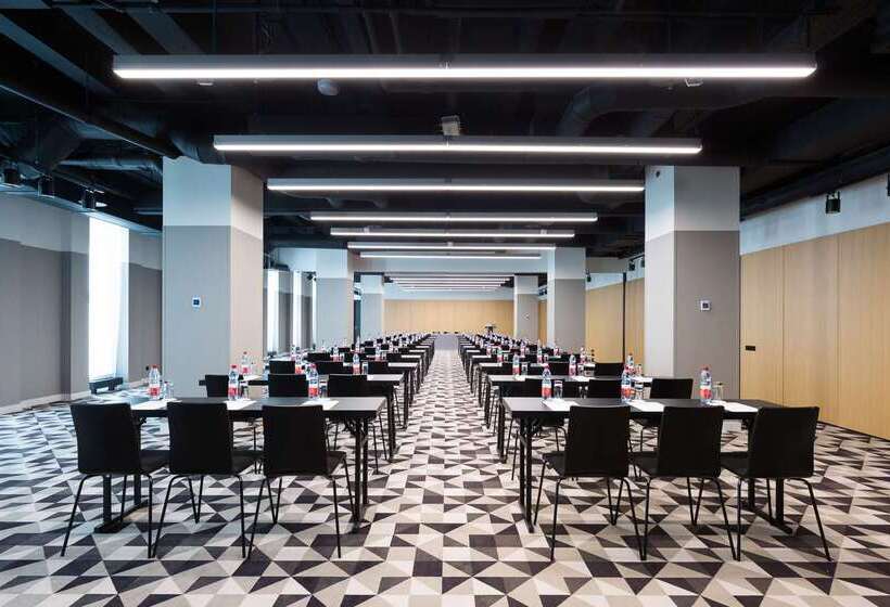 Azimut Hotel Smolenskaya Moscow