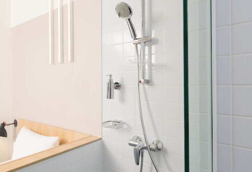 Azimut Hotel Smolenskaya Moscow