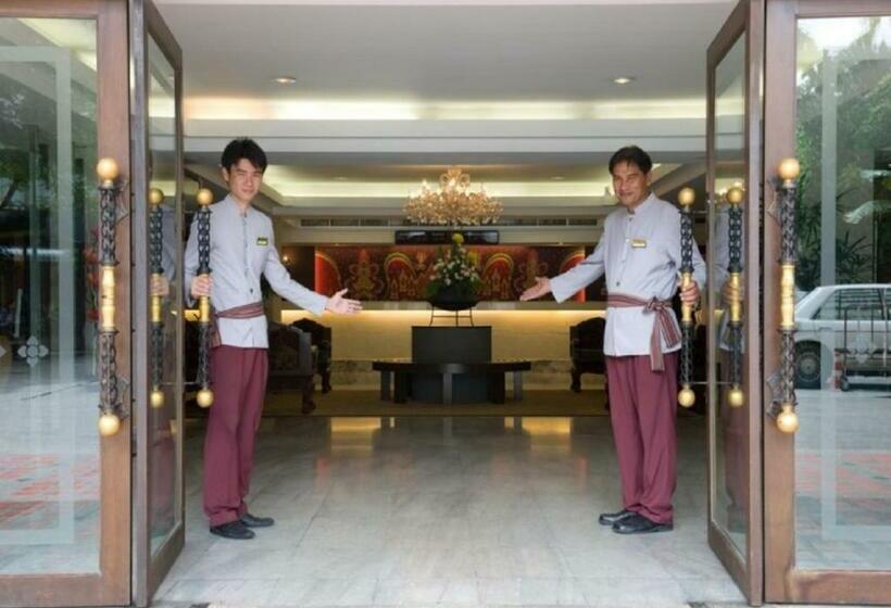 هتل Bangkok Centre