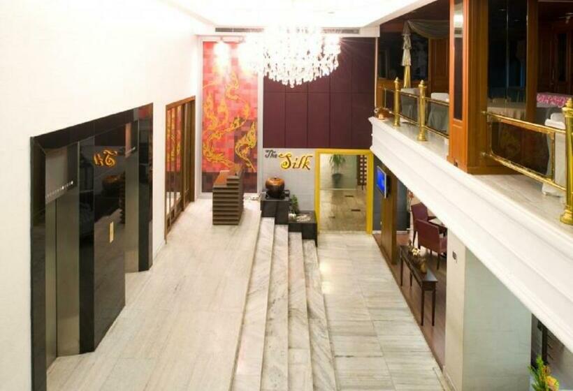 هتل Bangkok Centre