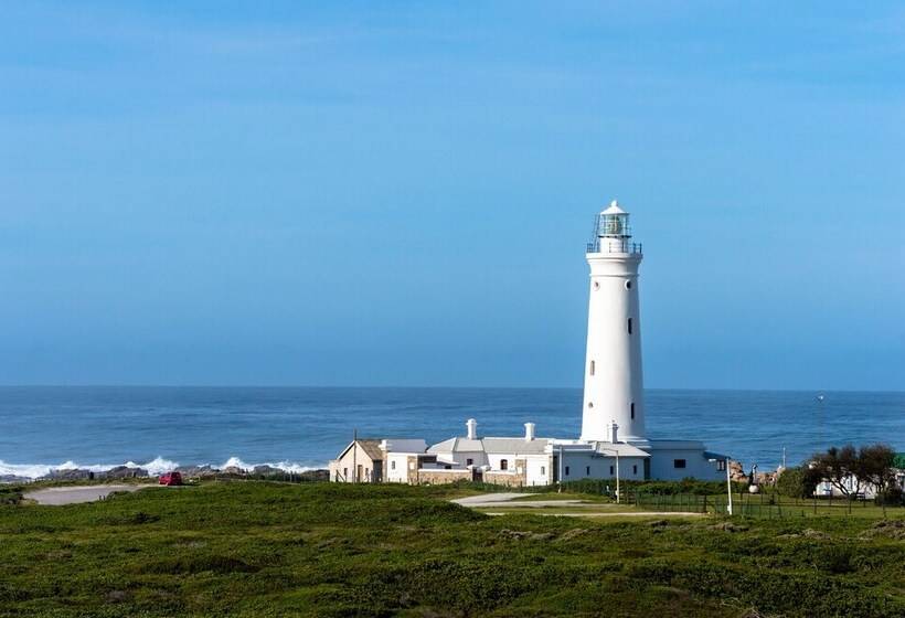 בית מלון כפרי Cape St Francis Resort