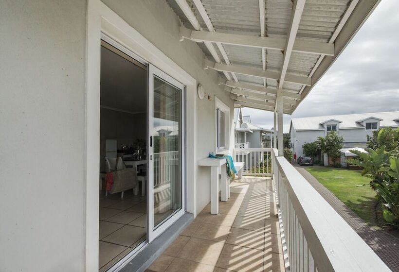 בית מלון כפרי Cape St Francis Resort