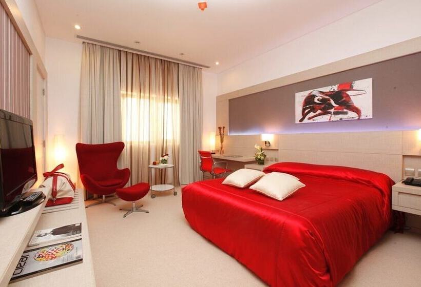 هتل Carlton Al Moaibed