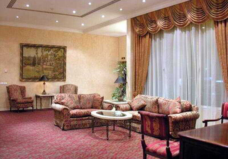 هتل Carlton Al Moaibed