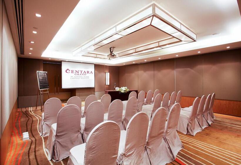 호텔 Centara Grand At Central Plaza Ladprao Bangkok