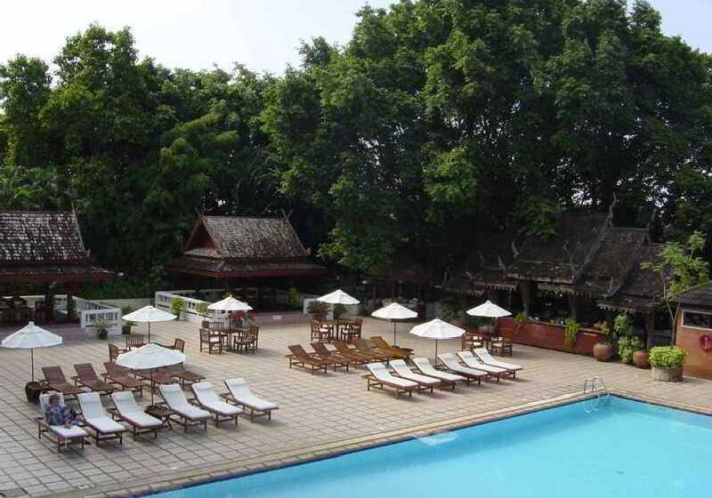 Отель Chiangmai Plaza