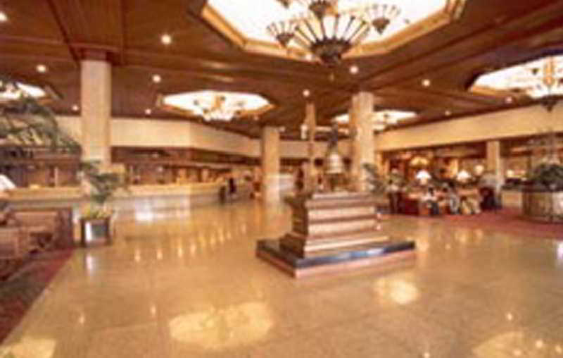 Отель Chiangmai Plaza