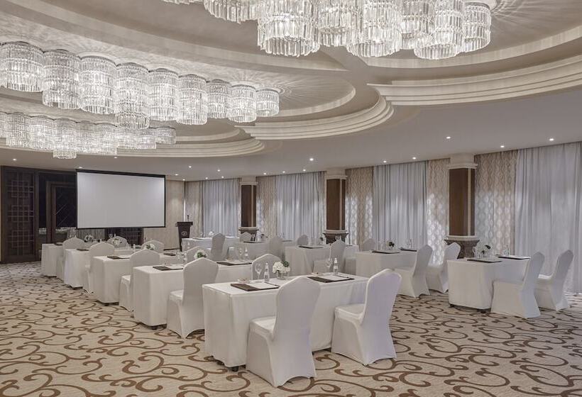 בית מלון כפרי Crowne Plaza Riyadh Palace, An Ihg