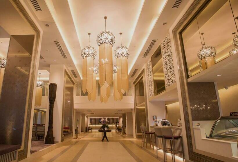 Отель Dusit Princess Chiang Mai