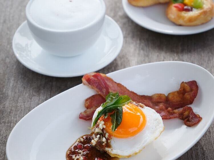 Отель Garrya Tongsai Bay Samui