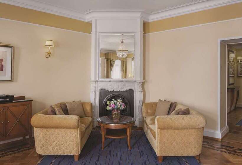 בית מלון כפרי Grand  Europe, A Belmond , St Petersburg