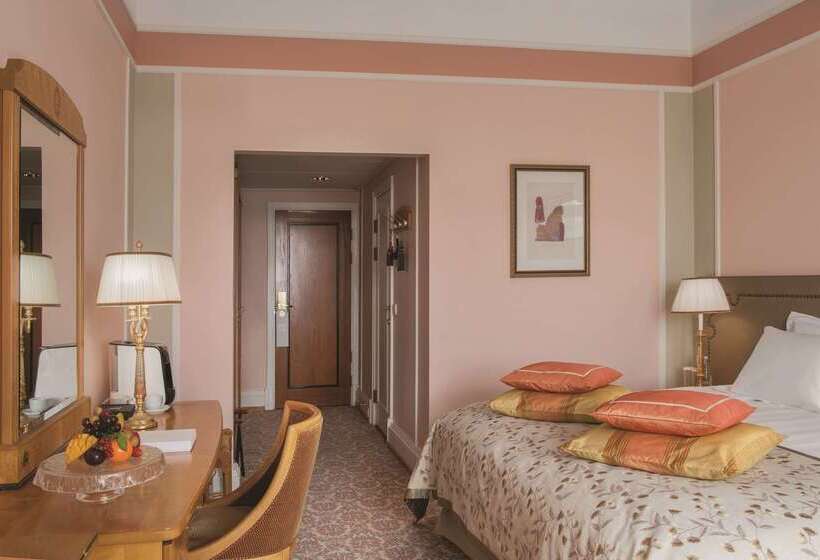 בית מלון כפרי Grand  Europe, A Belmond , St Petersburg