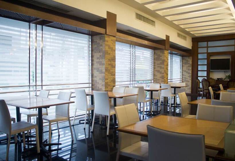 호텔 Hatyai Holiday