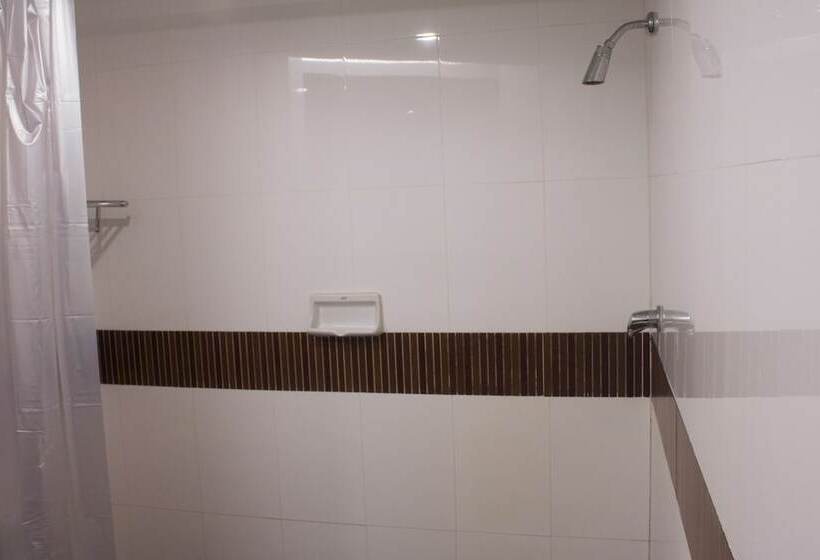 호텔 Hatyai Holiday