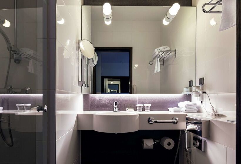 酒店 Hilton Helsinki Kalastajatorppa