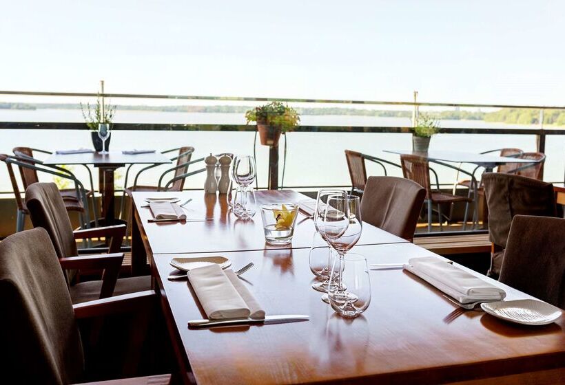 酒店 Hilton Helsinki Kalastajatorppa