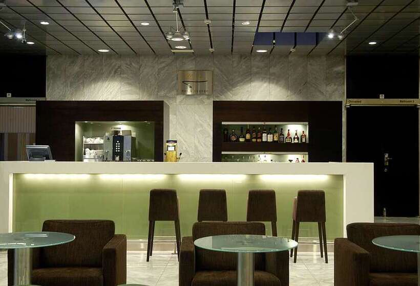 酒店 Hilton Helsinki Kalastajatorppa