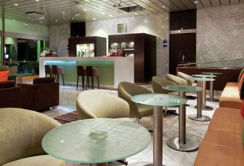 酒店 Hilton Helsinki Kalastajatorppa