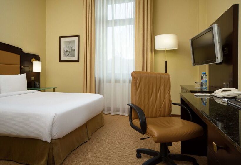 هتل Hilton Moscow Leningradskaya