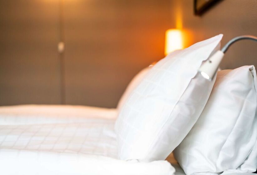 Отель Holiday Inn Turku