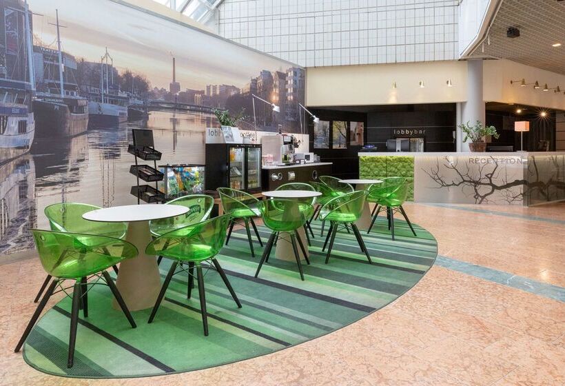 Отель Holiday Inn Turku