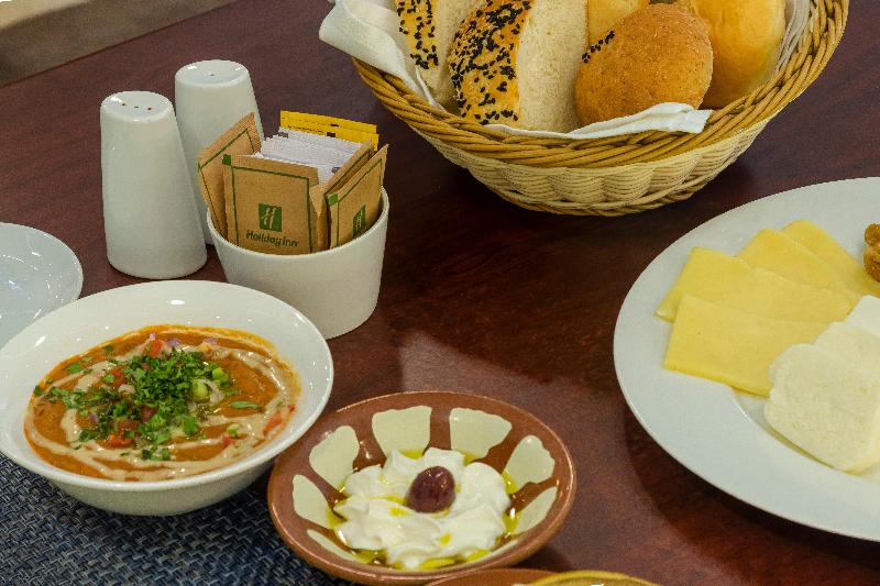 ホテル Holiday Inn Yanbu, An Ihg