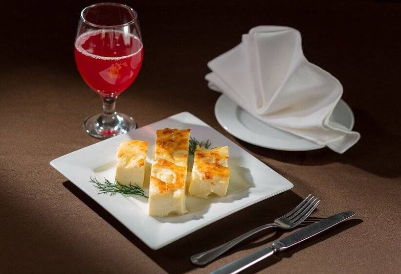 هتل Intourist Khabarovsk