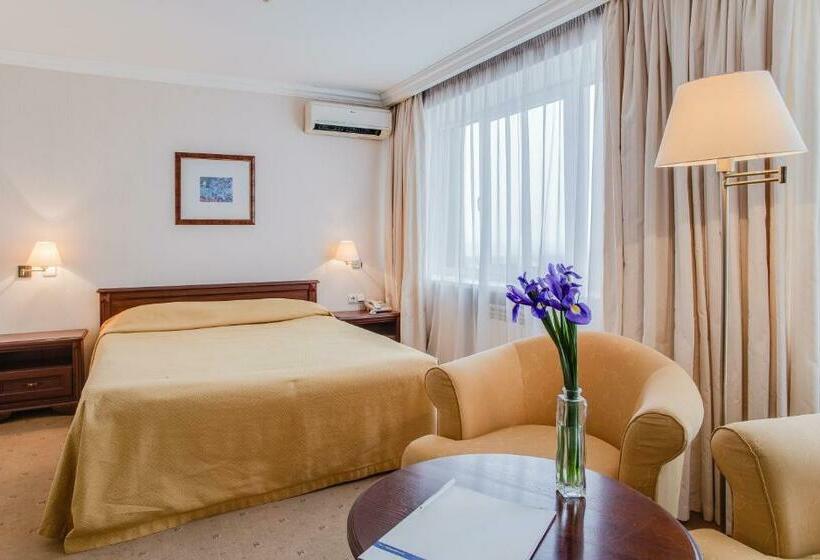 هتل Intourist Zaporozhie