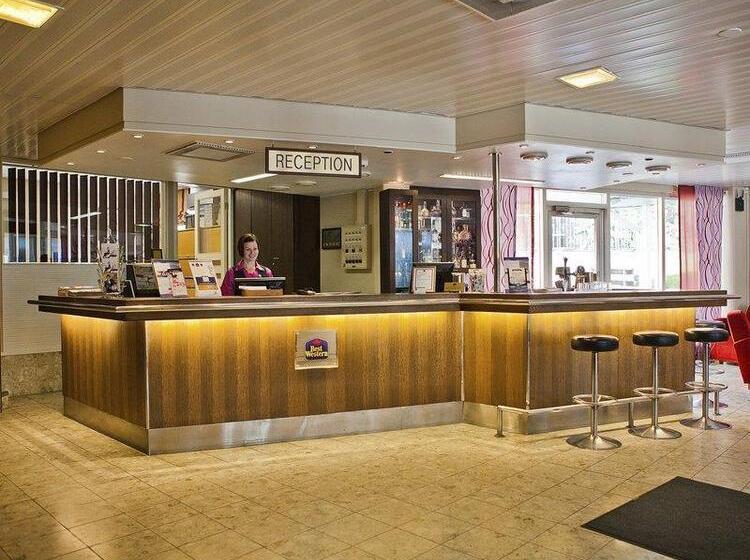 ホテル Kalliohovi