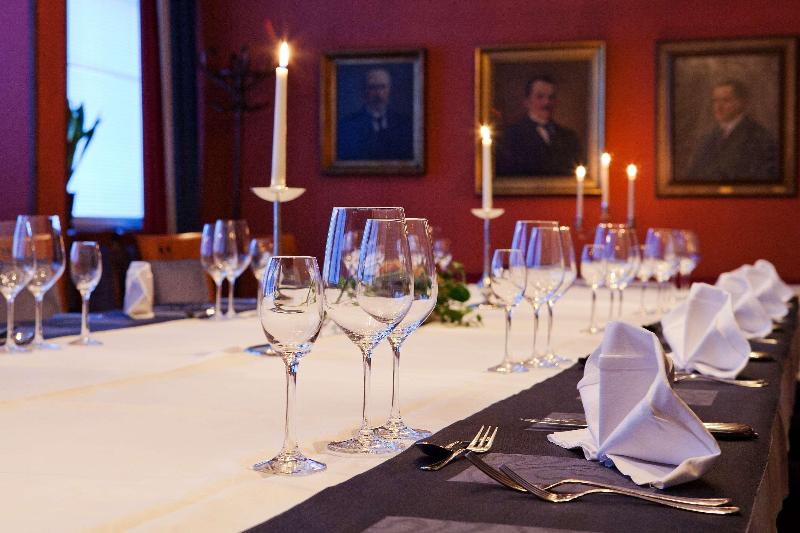 ホテル Kalliohovi