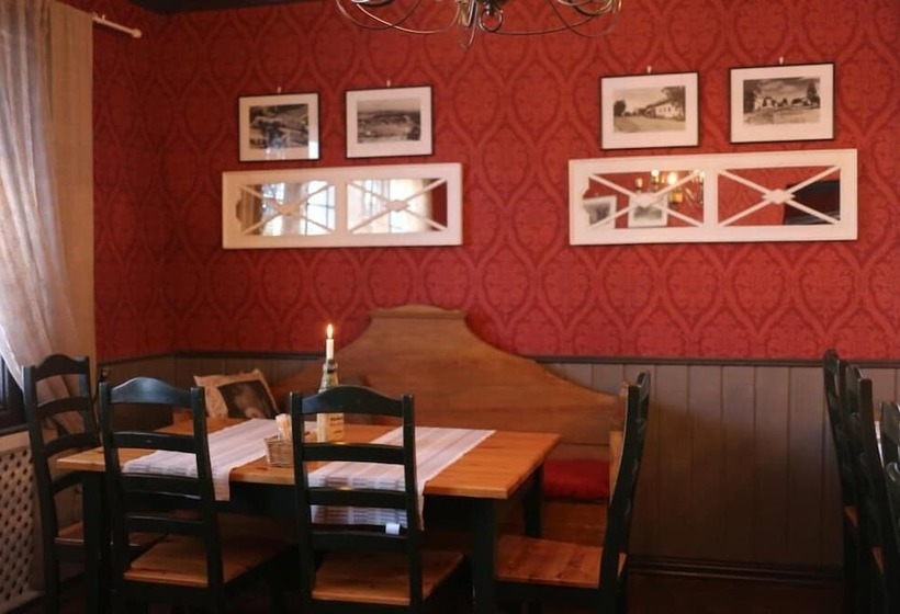 בית מלון כפרי Kievari