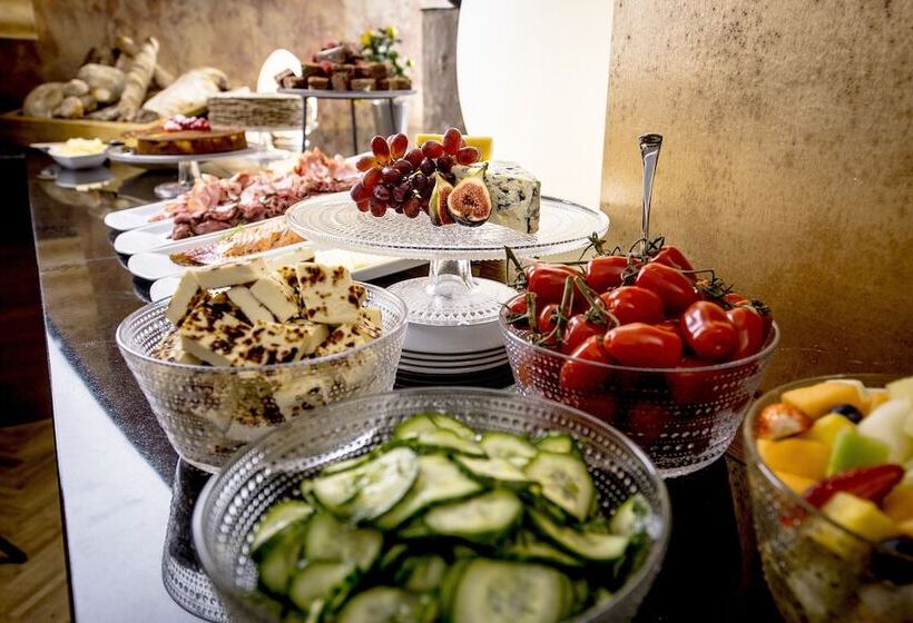 בית מלון כפרי Klaus K