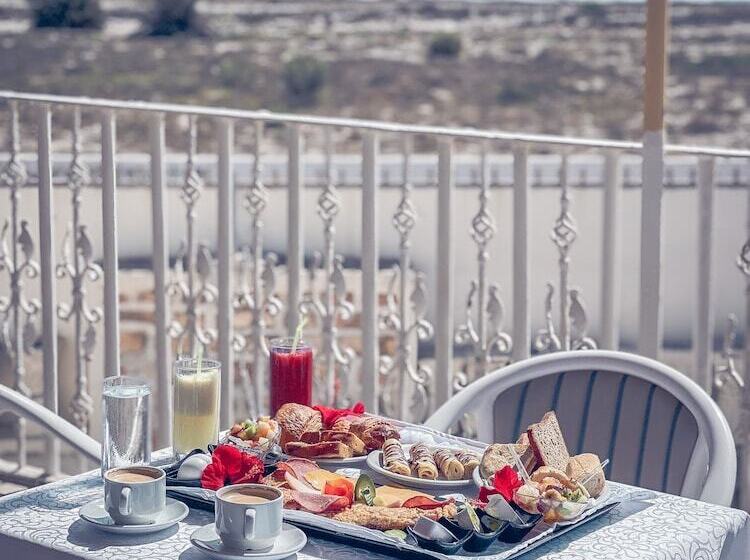 Отель Hôtel Oasis Gabes