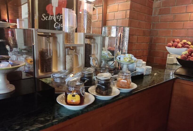 هتل Les Oliviers Palace