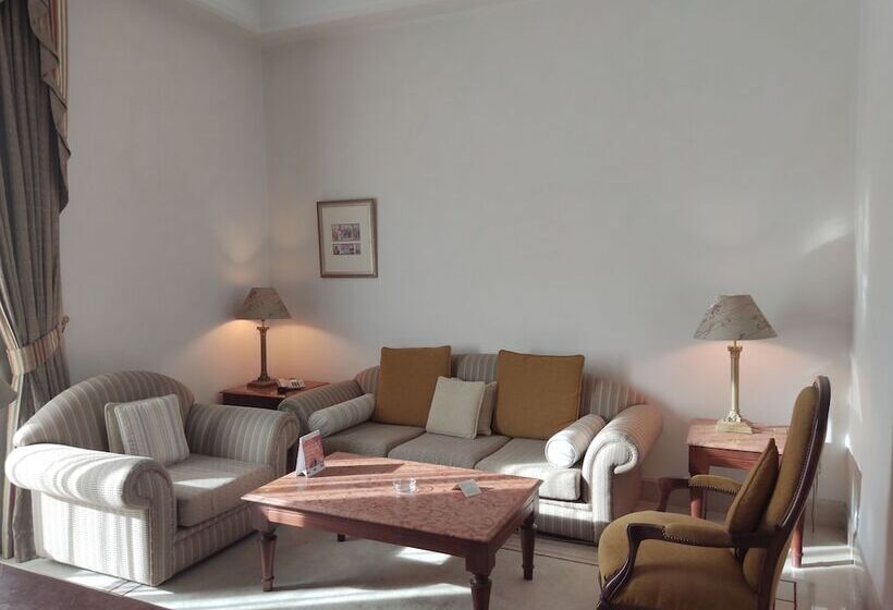 هتل Les Oliviers Palace