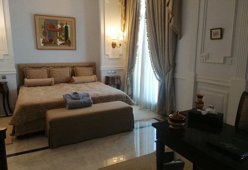 هتل Les Oliviers Palace