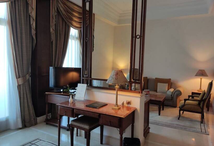 هتل Les Oliviers Palace