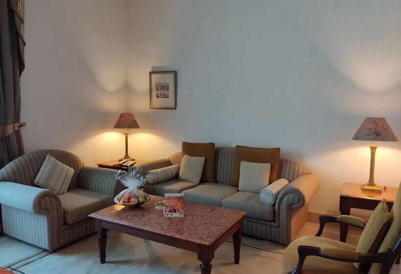 هتل Les Oliviers Palace