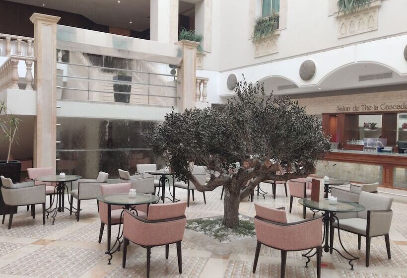 هتل Les Oliviers Palace