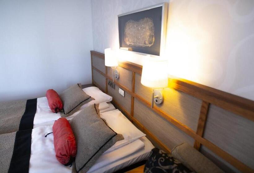 酒店 Li Keurusselkä